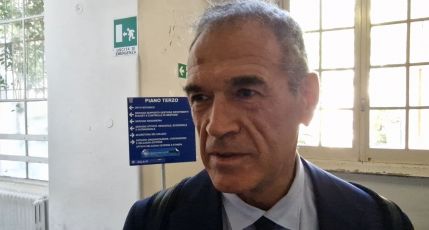 Genova, Carlo Cottarelli: "Il Pd sta virando troppo a sinistra: ecco perché mi sono dimesso dal partito e dal Senato"