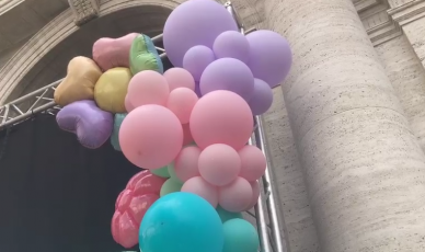 Festa della Mamma, Toti: "Colonna portante della società su cui impegnarci per far ripartire anche trend demografico"