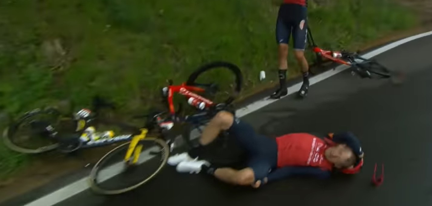 Genova, operato al Villa Scassi il ciclista Tao Geoghegan Hart: caduto ieri al Giro d'Italia, ha il femore fratturato