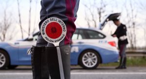 Genova, controlli notturni straordinari della polizia per contrastare la movida imprudente: due automobilisti sanzionati 