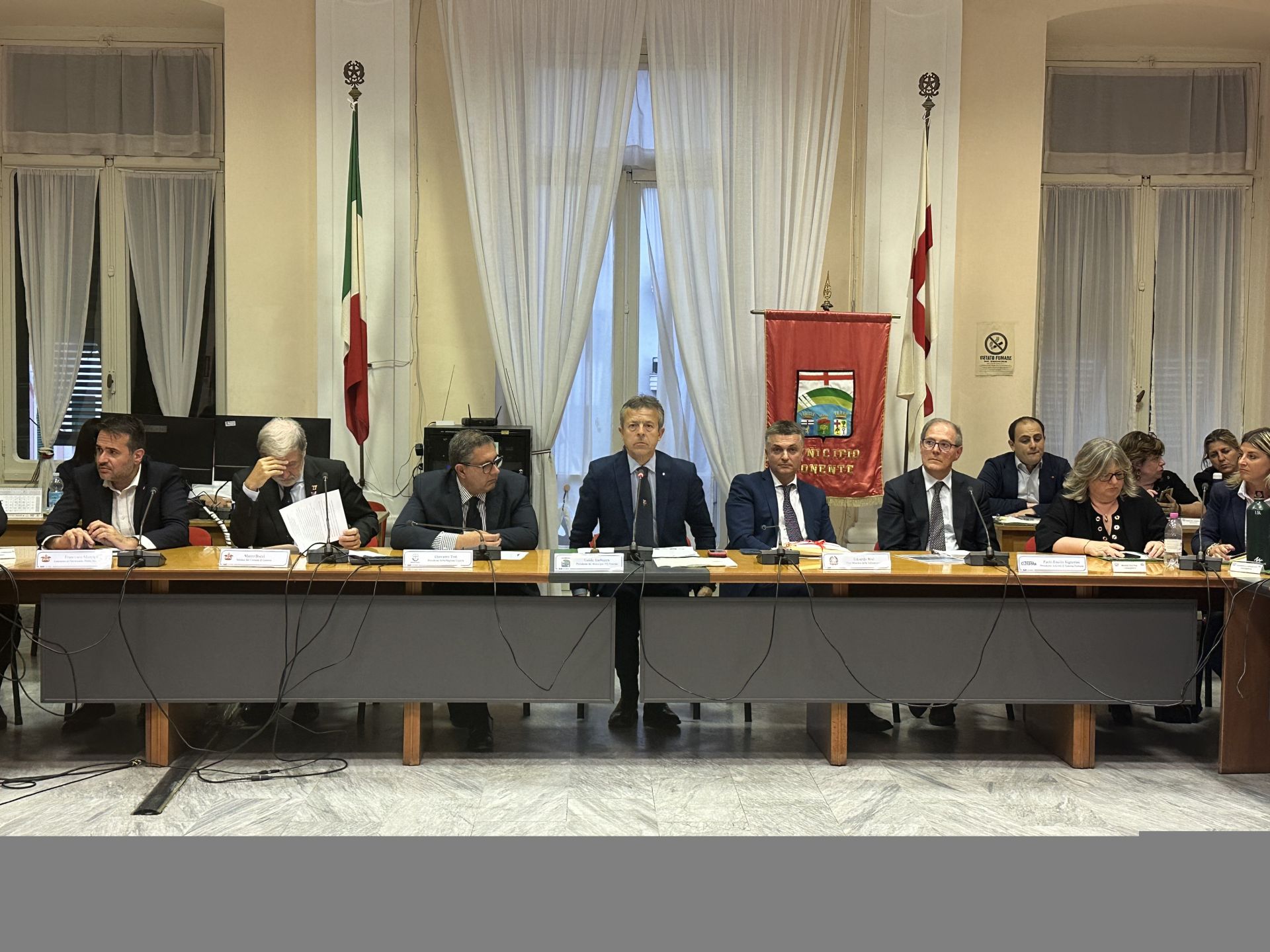 Cassoni della Diga a Prà, il vice ministro Rixi: "Mi impegnerò affinchè vengano costruiti tra Vado e Piombino"