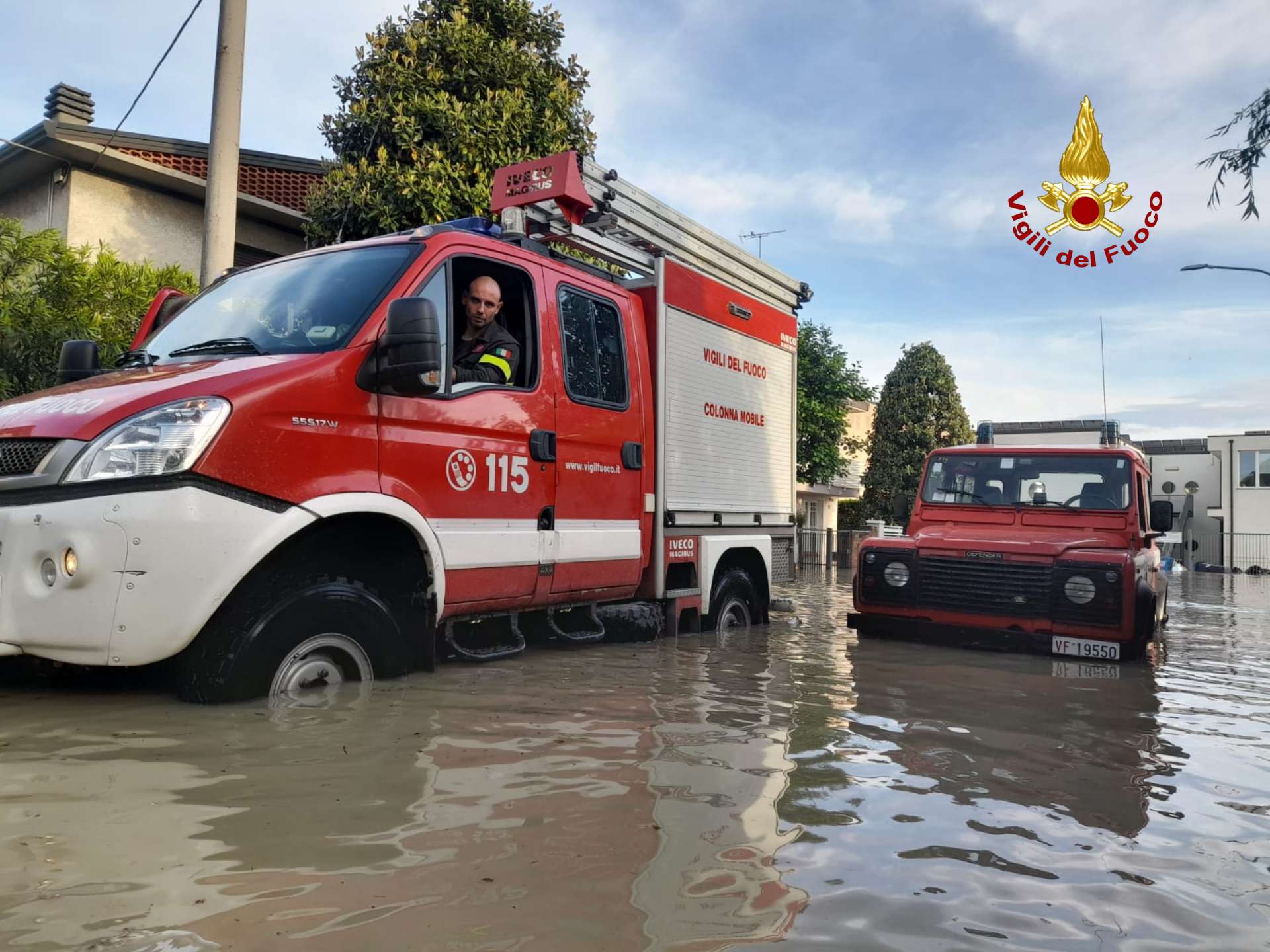Alluvione in Emilia, tredici persone salvate dai vigili del fuoco della Liguria nei primi due giorni