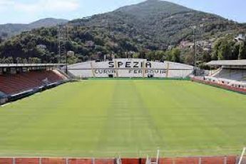 Insulti razzisti a Juric, chiuso per un turno il settore Distinti del "Picco"