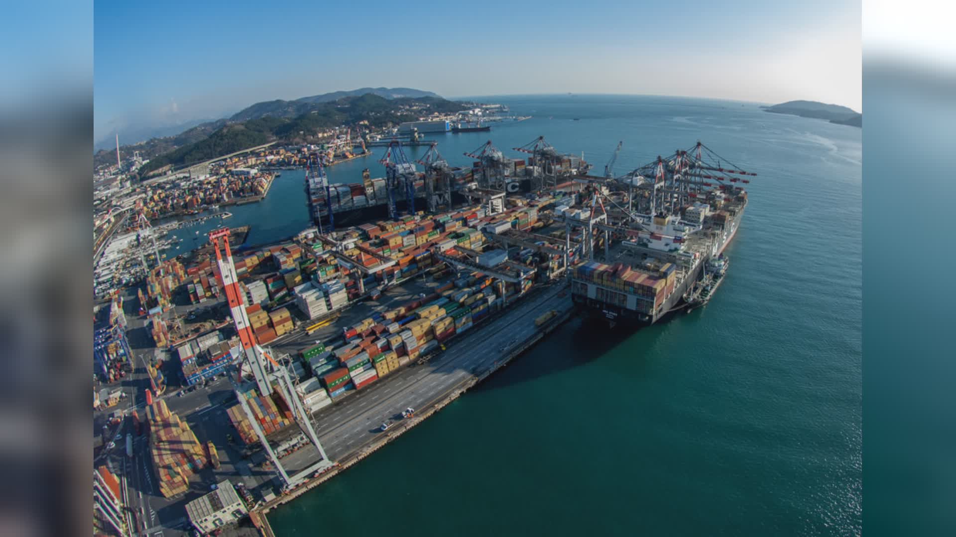 Allarme autotrasportatori, tempi d'attesa lunghi in porto Spezia