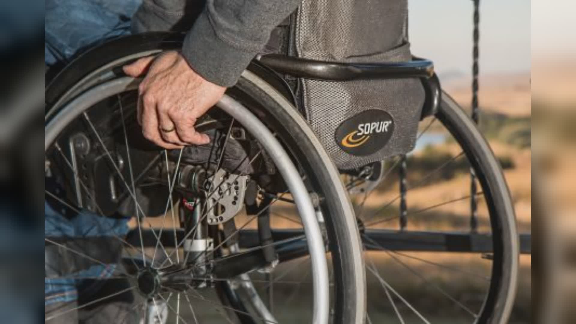 Disabilità: torna a Chiavari arenile 'Spiaggia per tutti', lotta ai furbetti dei parcheggi riservati
