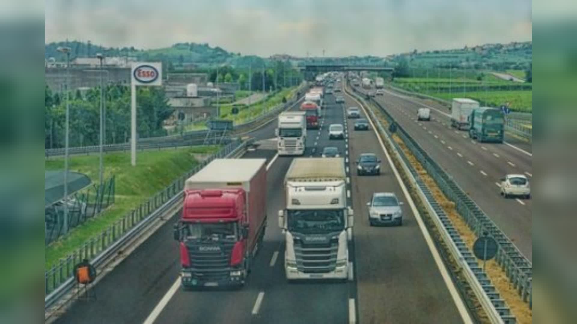 Autostrade, ok ai ristori per l'autotrasporto: 70 milioni in due anni, sciopero revocato