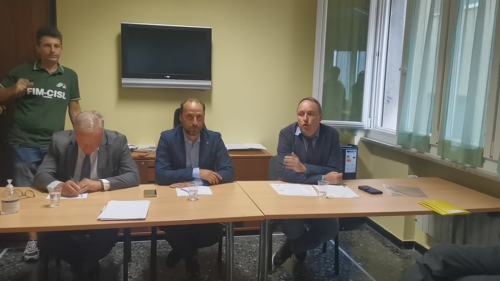 Ex Ilva, sindacati uniti: "Grido d'allarme per Genova, lo Stato scenda davvero in campo"