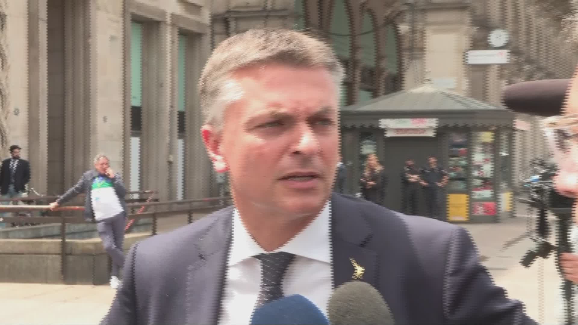 Funerale Berlusconi, il viceministro Rixi: "Polemiche su lutto nazionale caduta di stile del Paese: non siamo una democrazia compiuta"