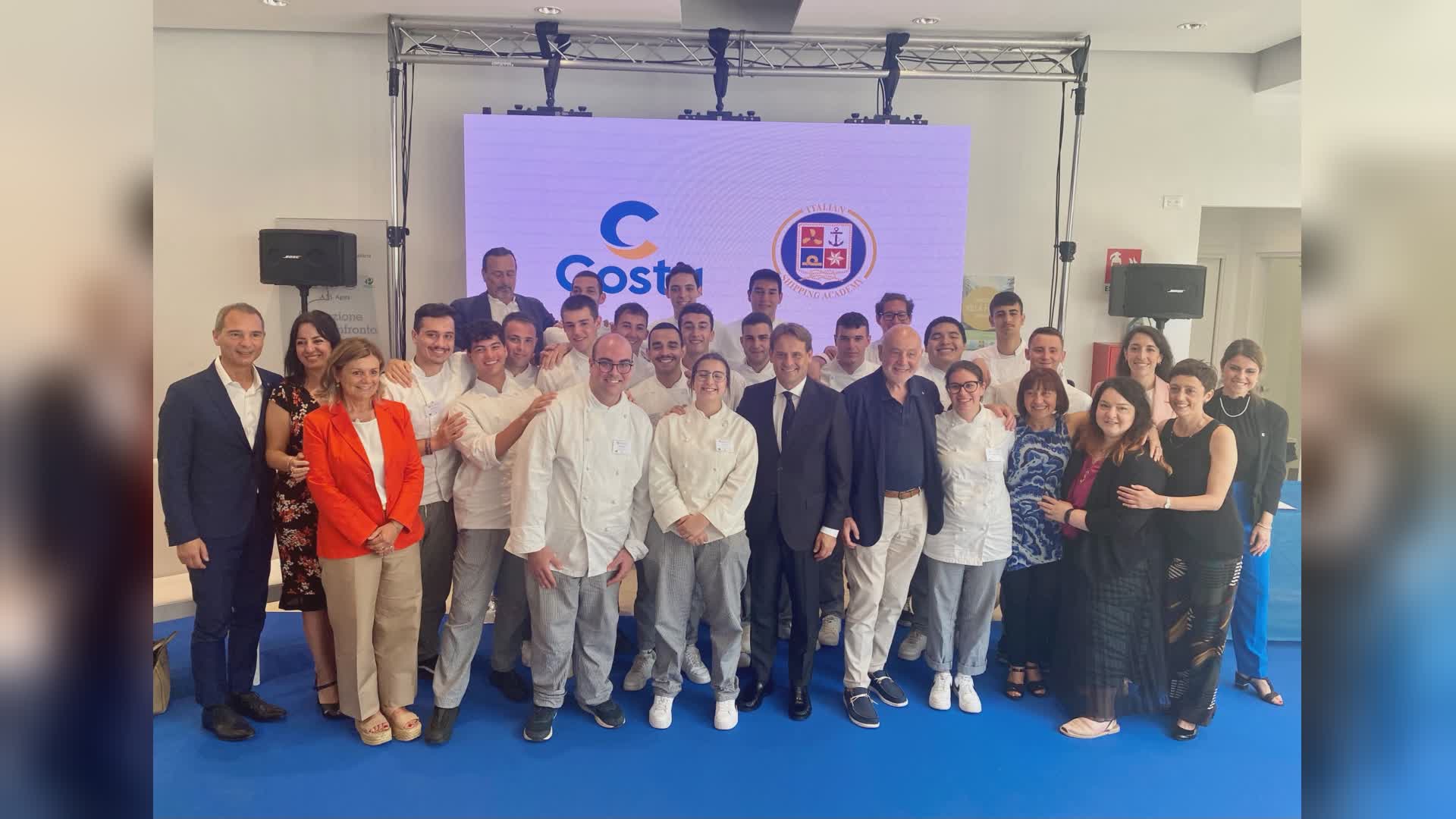 Costa Crociere, consegnati ad Arenzano i diplomi ai 19 allievi del corso ITS “Cuoco di Bordo”