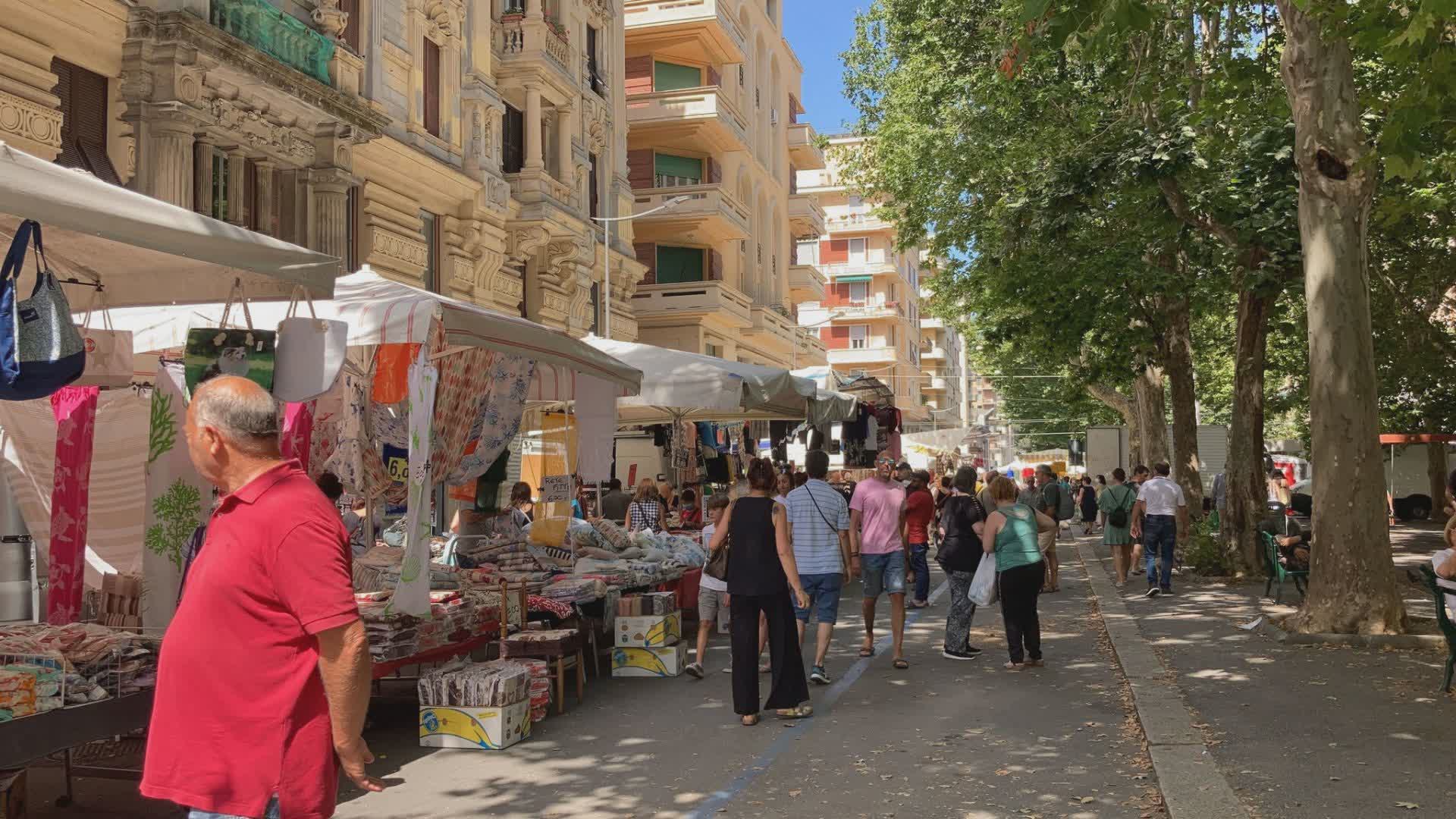 Genova, domenica alla Foce torna la Fiera di San Pietro