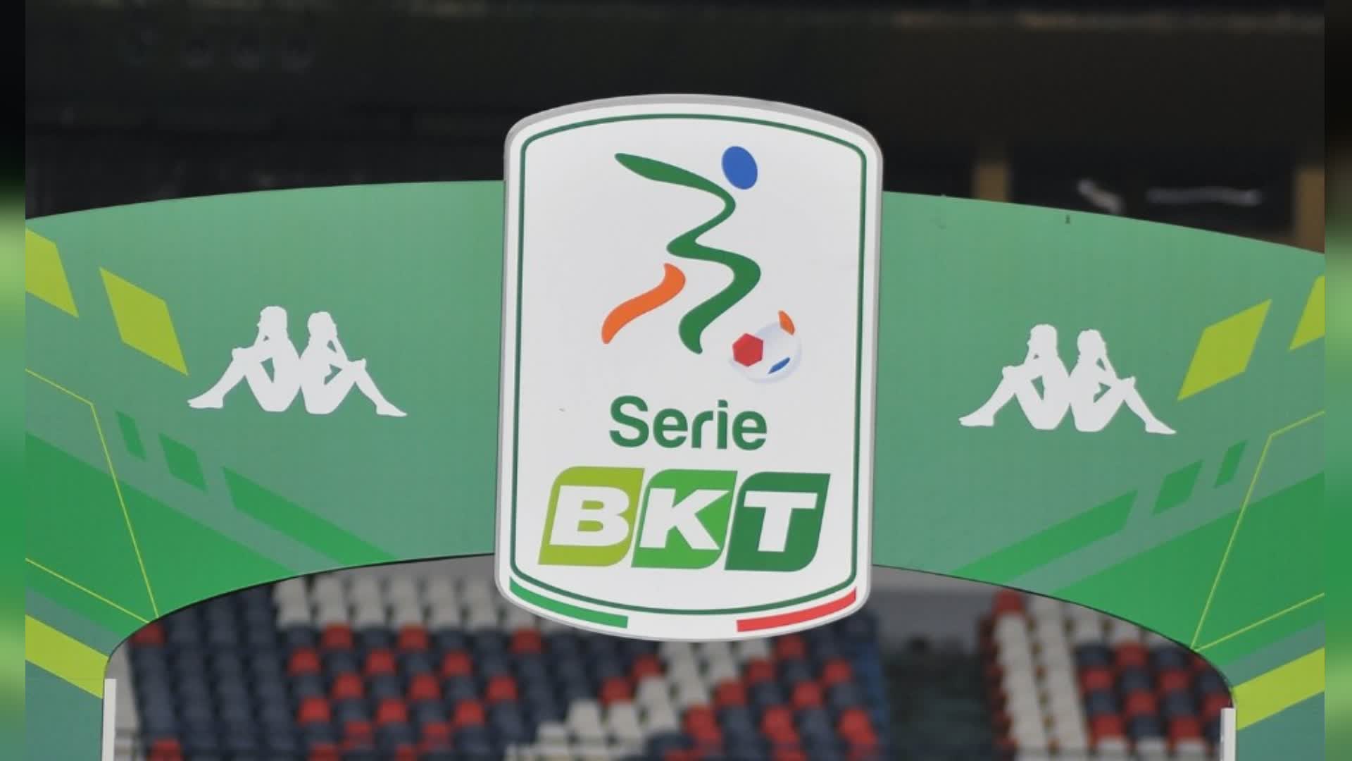 Serie B, dalla prossima stagione calendario asimmetrico. Si giocherà a Santo Stefano, Pasquetta e 1° maggio