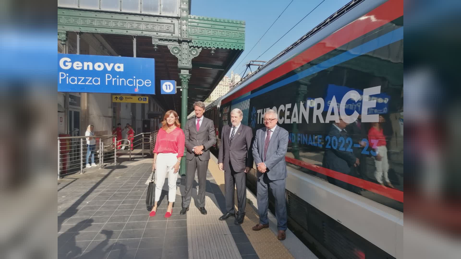 Ferrovie, partito da Genova un Intercity dedicato a The Ocean Race - The Grand Finale