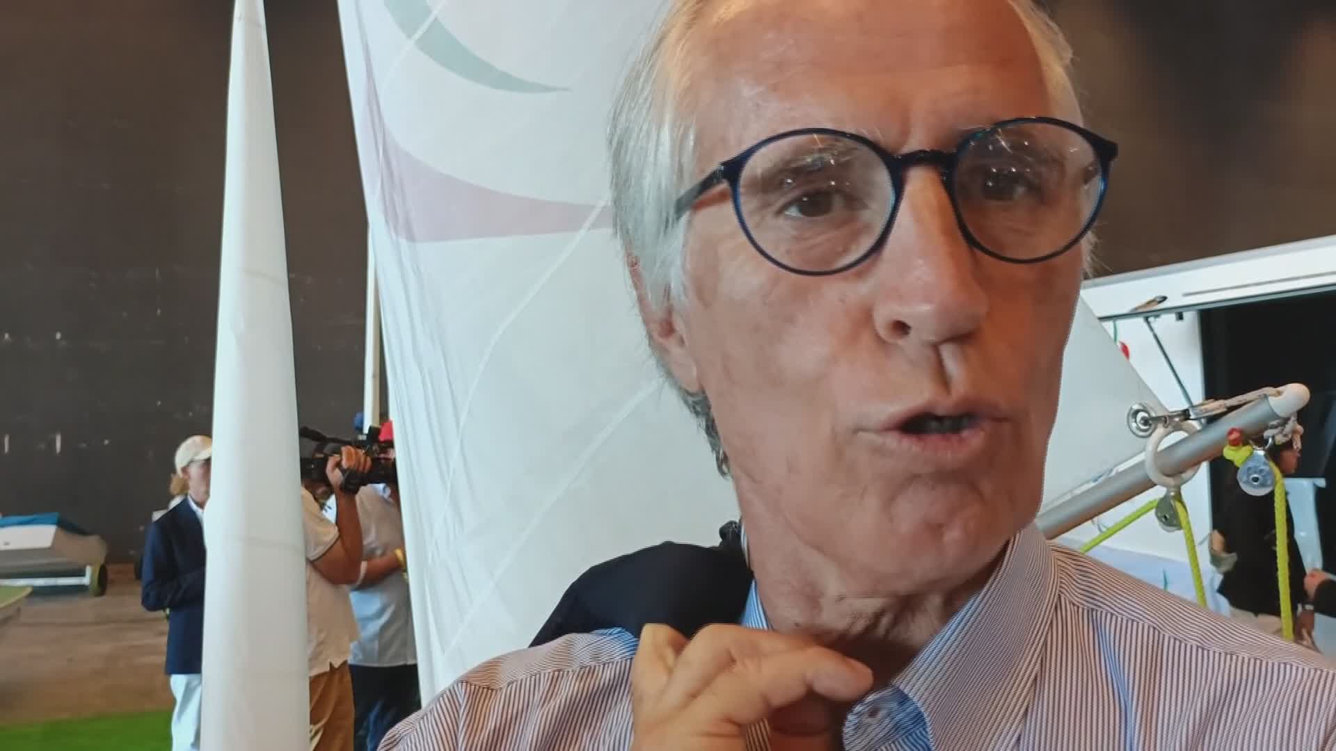 Malagò a Genova: "Palasport valore aggiunto impressionante, ammodernamento del "Ferraris" imprescindibile"