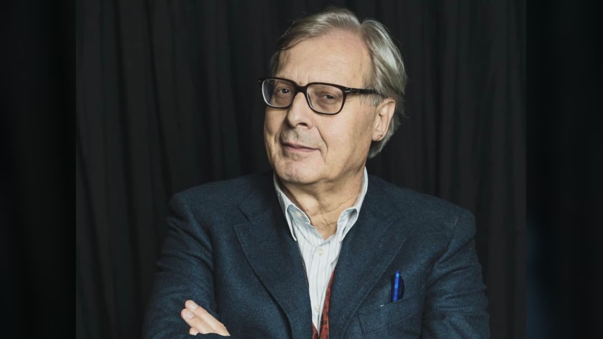 Genova, il sottosegretario alla cultura Sgarbi: "Lo strumento di Paganini trasmette la sua forza a chi lo suona"