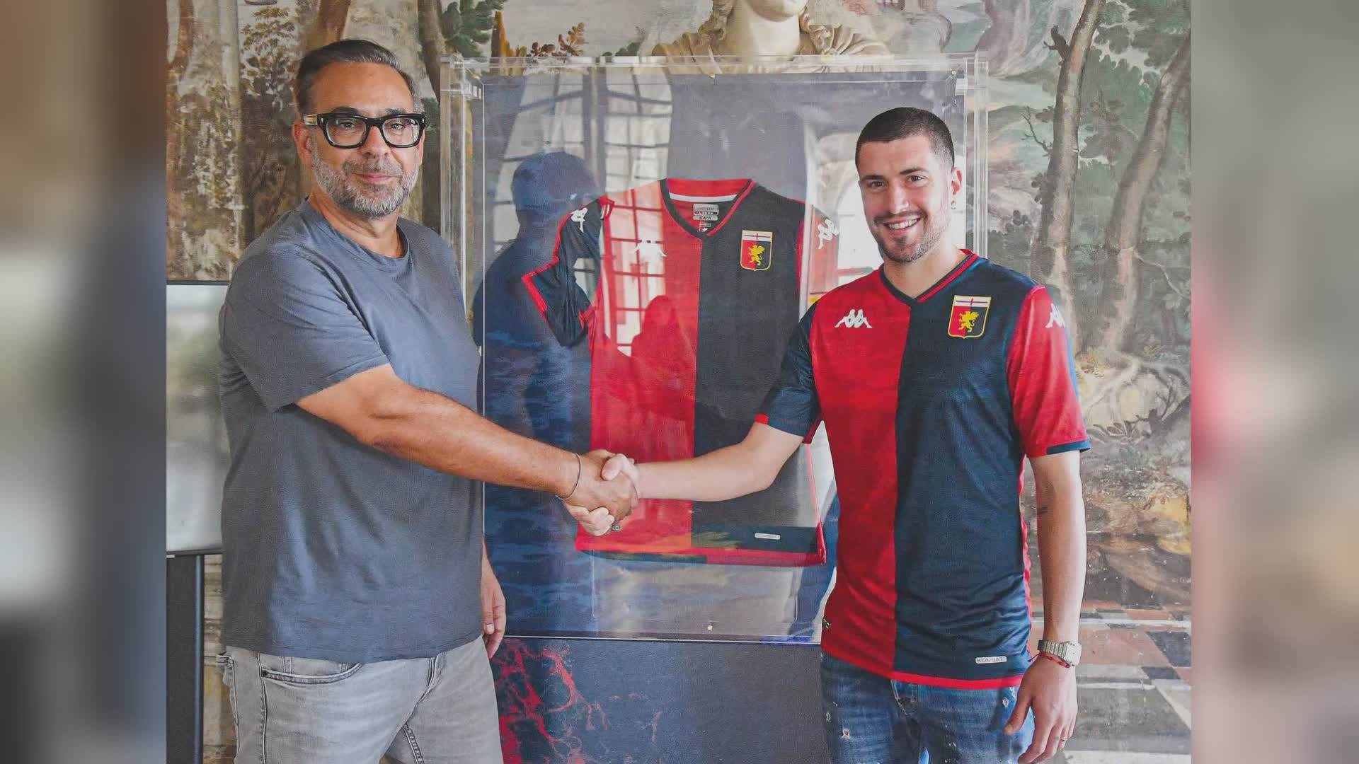 Genoa, ufficiale Aaron Martin: è il primo acquisto per la serie A. Firmato un triennale 