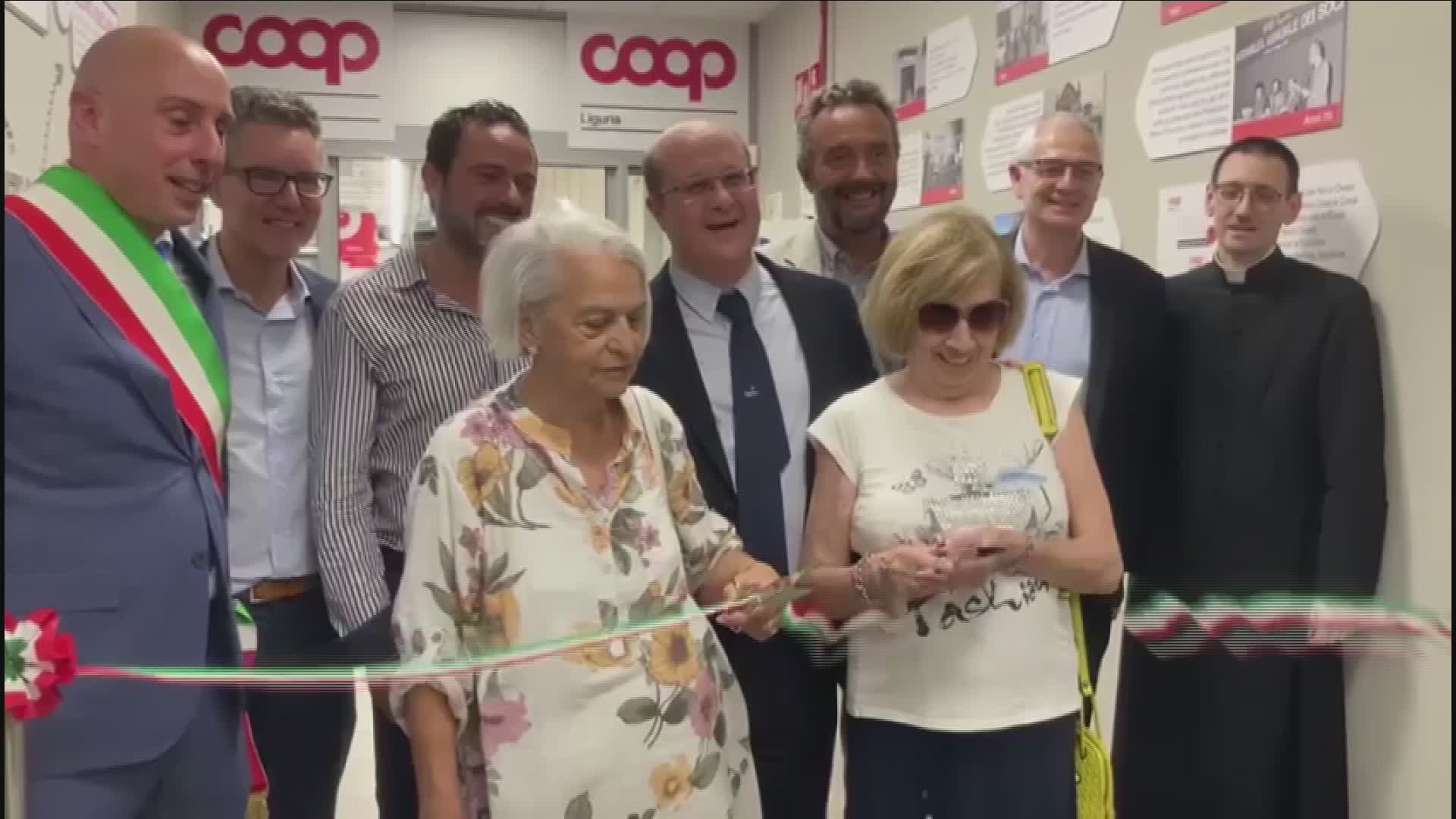 Genova, Coop a Voltri: riqualificazione, sostenibilità e  "maxi" risparmio
