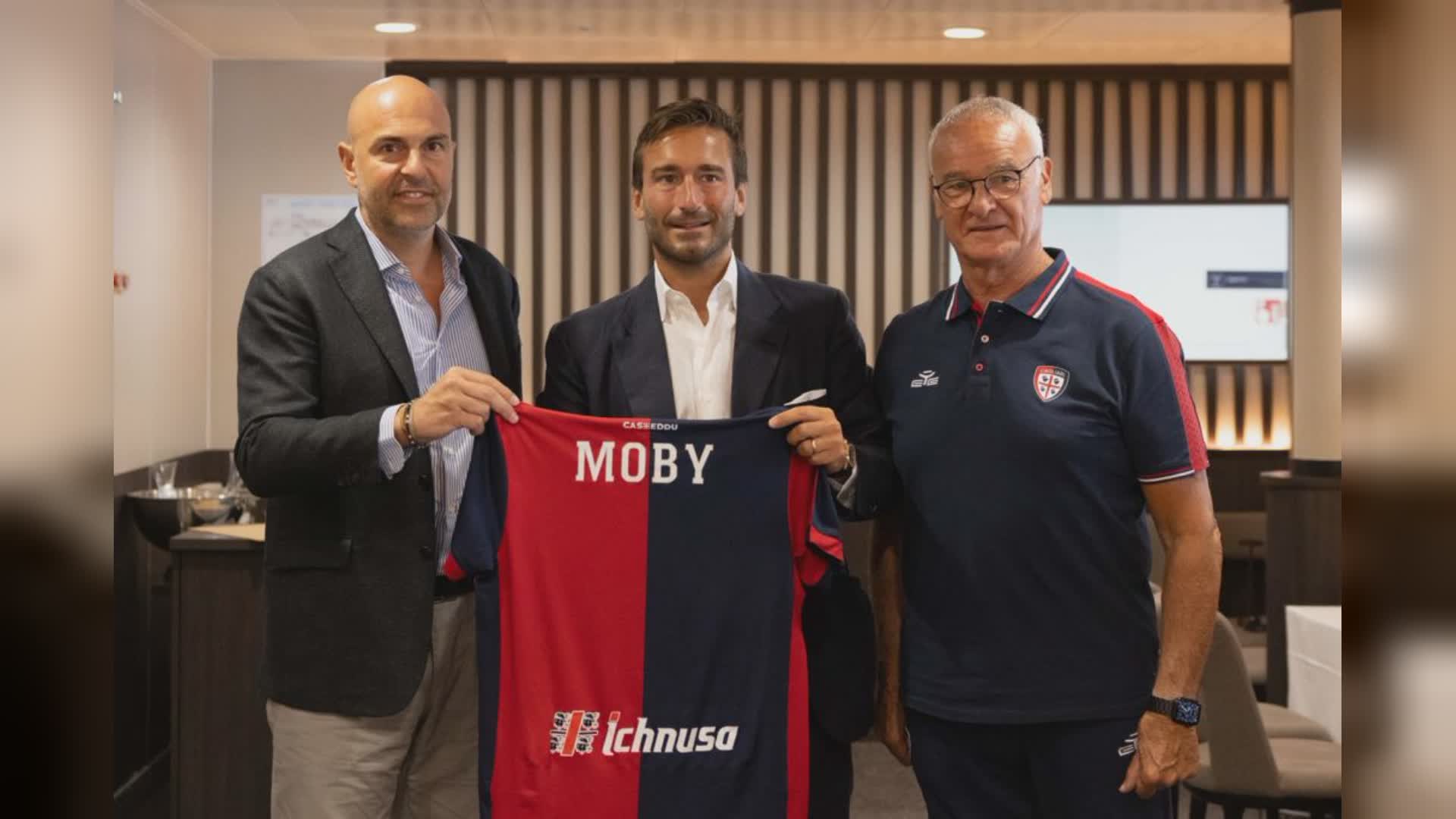 Moby nuovo sponsor del Cagliari calcio, la firma a bordo del Fantasy