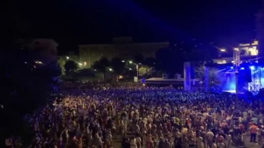 Rapallo, The Kolors e Mr. Rain:  in oltre 6000 al concerto in piazza delle Nazioni