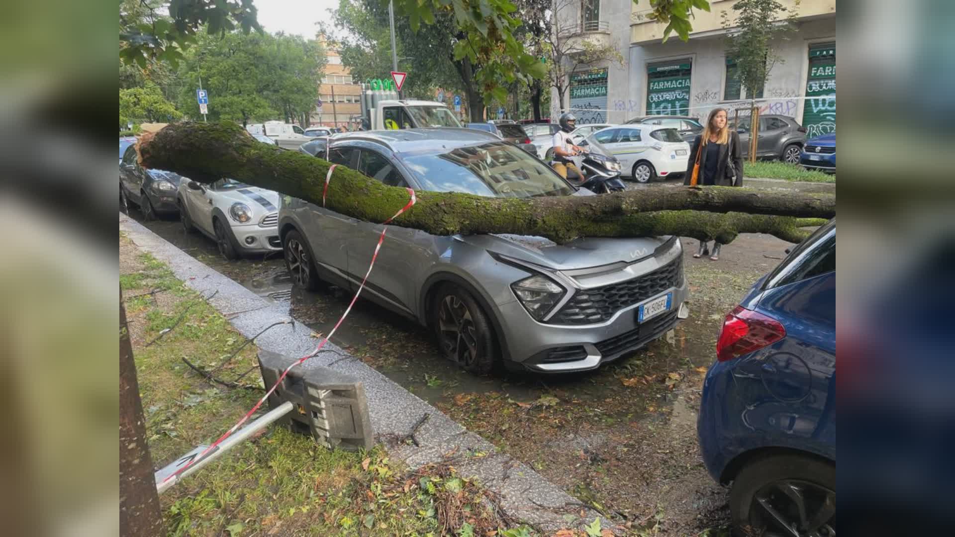 Nubifragio a Milano, arrivano anche i vigili del fuoco di Genova