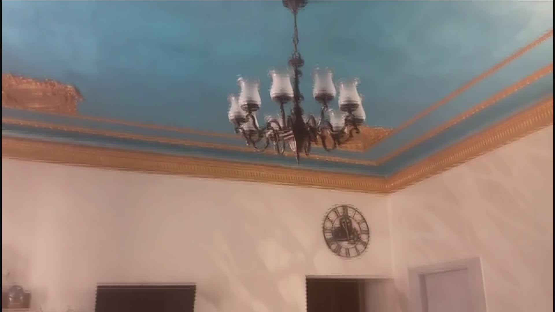 Genova, la sfida di Irina: "Dopo 14 anni sono una host di successo"