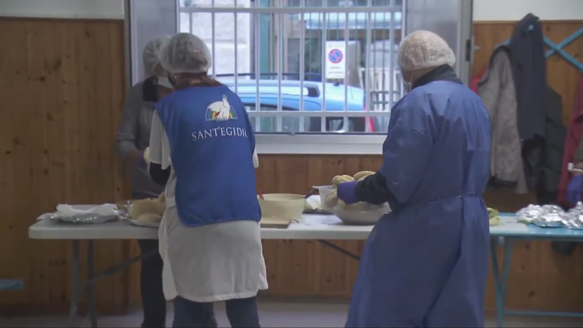 Genova, Ferragosto di solidarietà con la comunità di Sant'Egidio: "Festa per tutti, gli anziani non devono sentirsi soli"