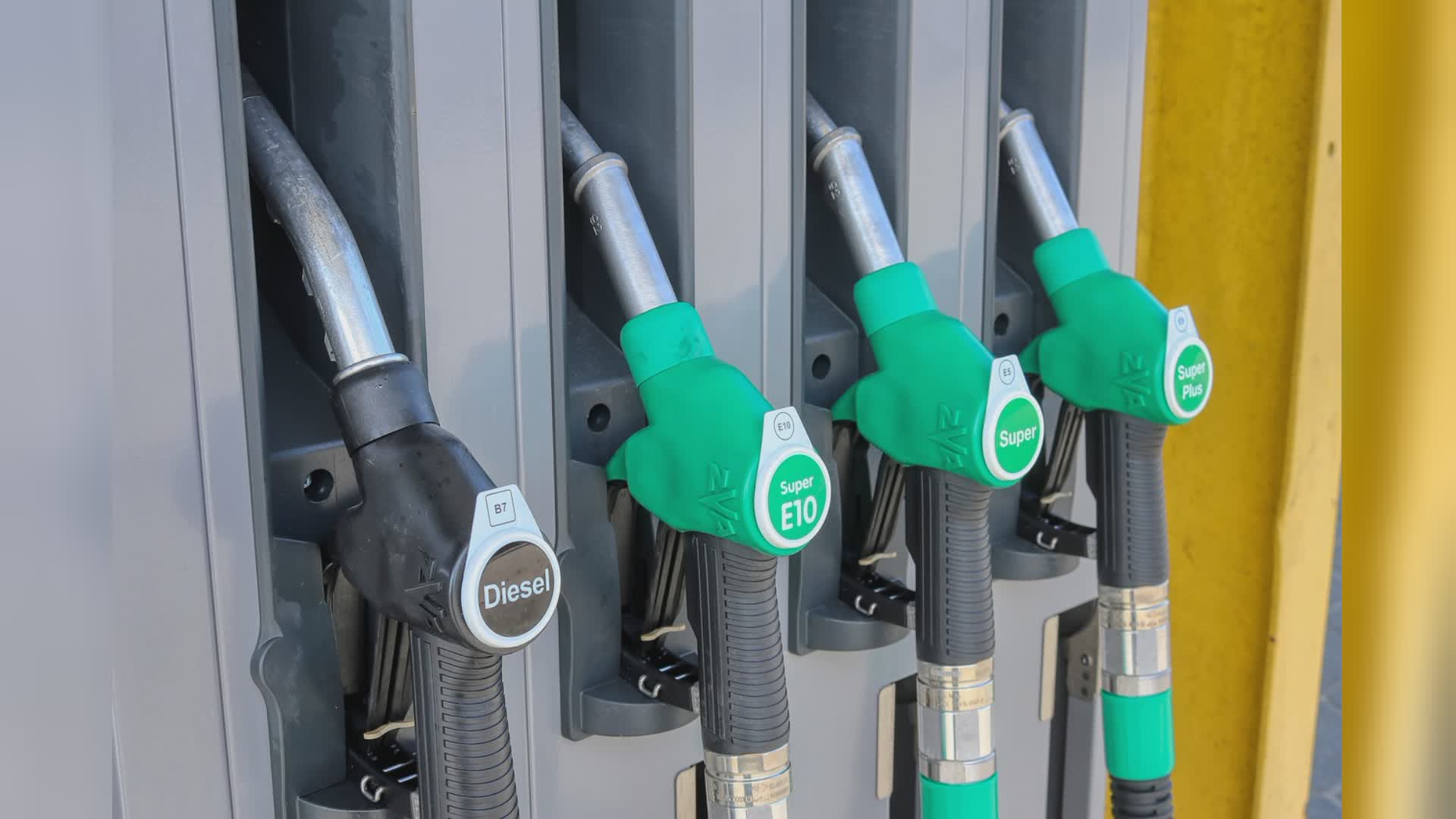 Codacons, su rincari benzina esposto a 104 procure della Repubblica e ai comandi regionali delle Fiamme Gialle