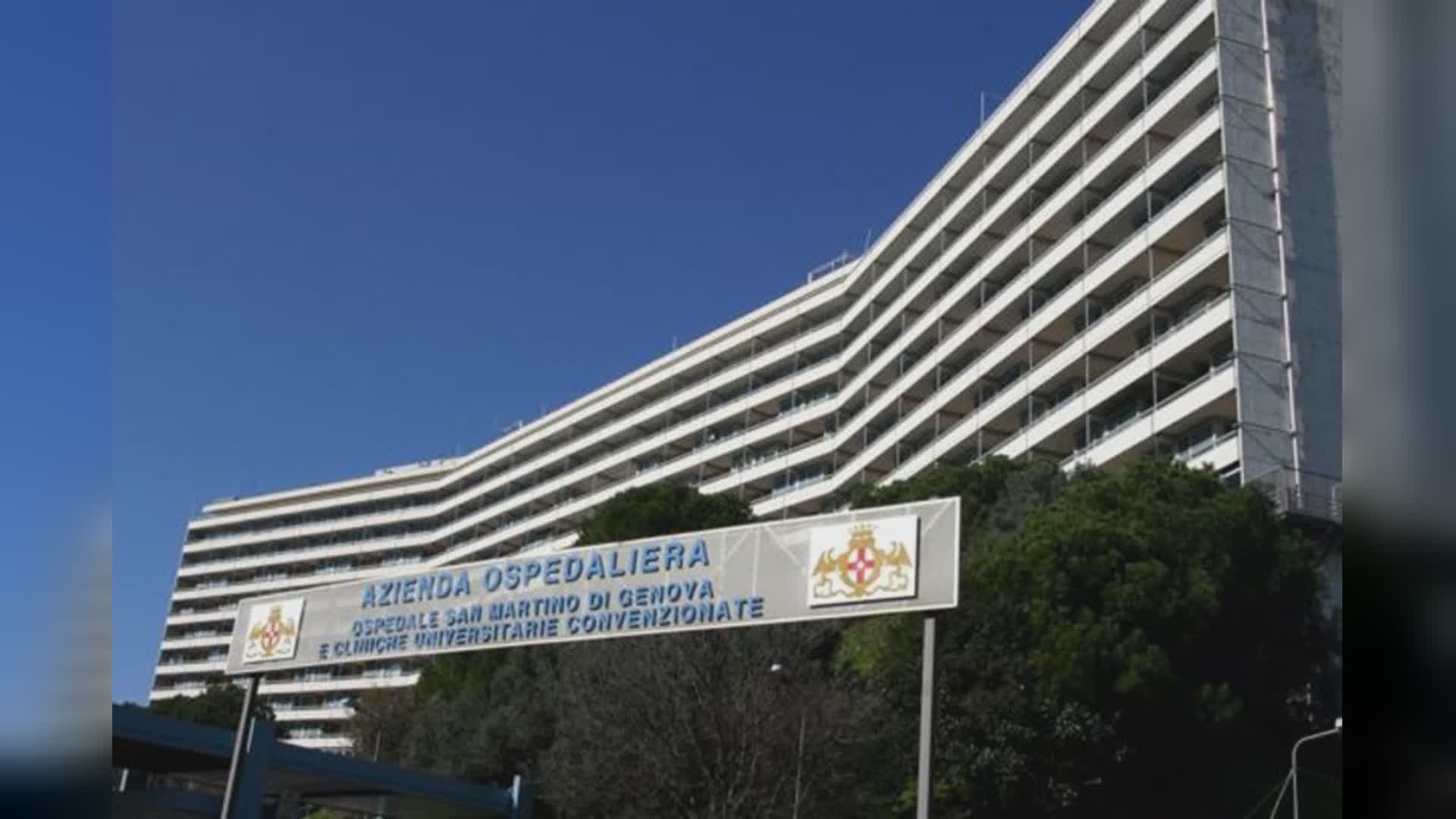 Motociclista caduto in A12: condizioni in lieve miglioramento