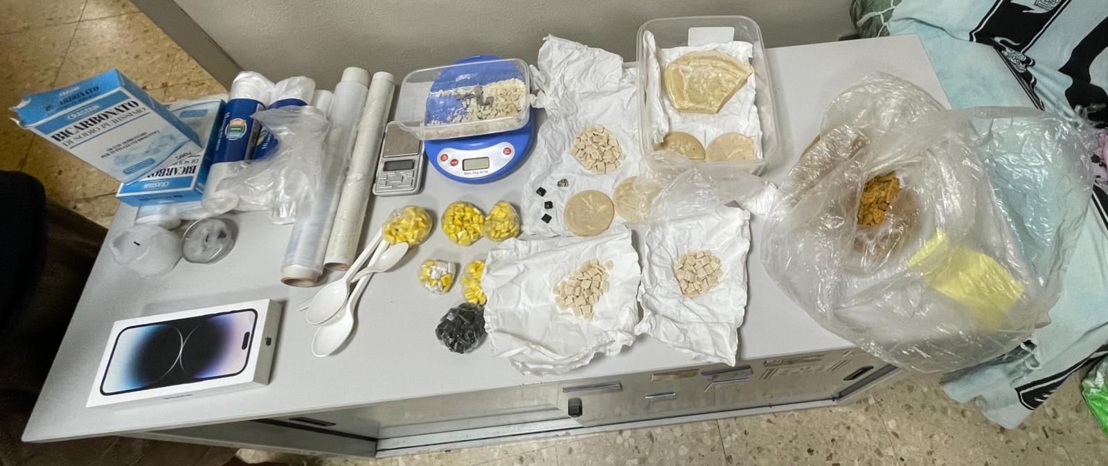 Genova, due uomini sorpresi con quasi un chilo di cocaina a Pontedecimo: arrestati per detenzione ai fini di spaccio