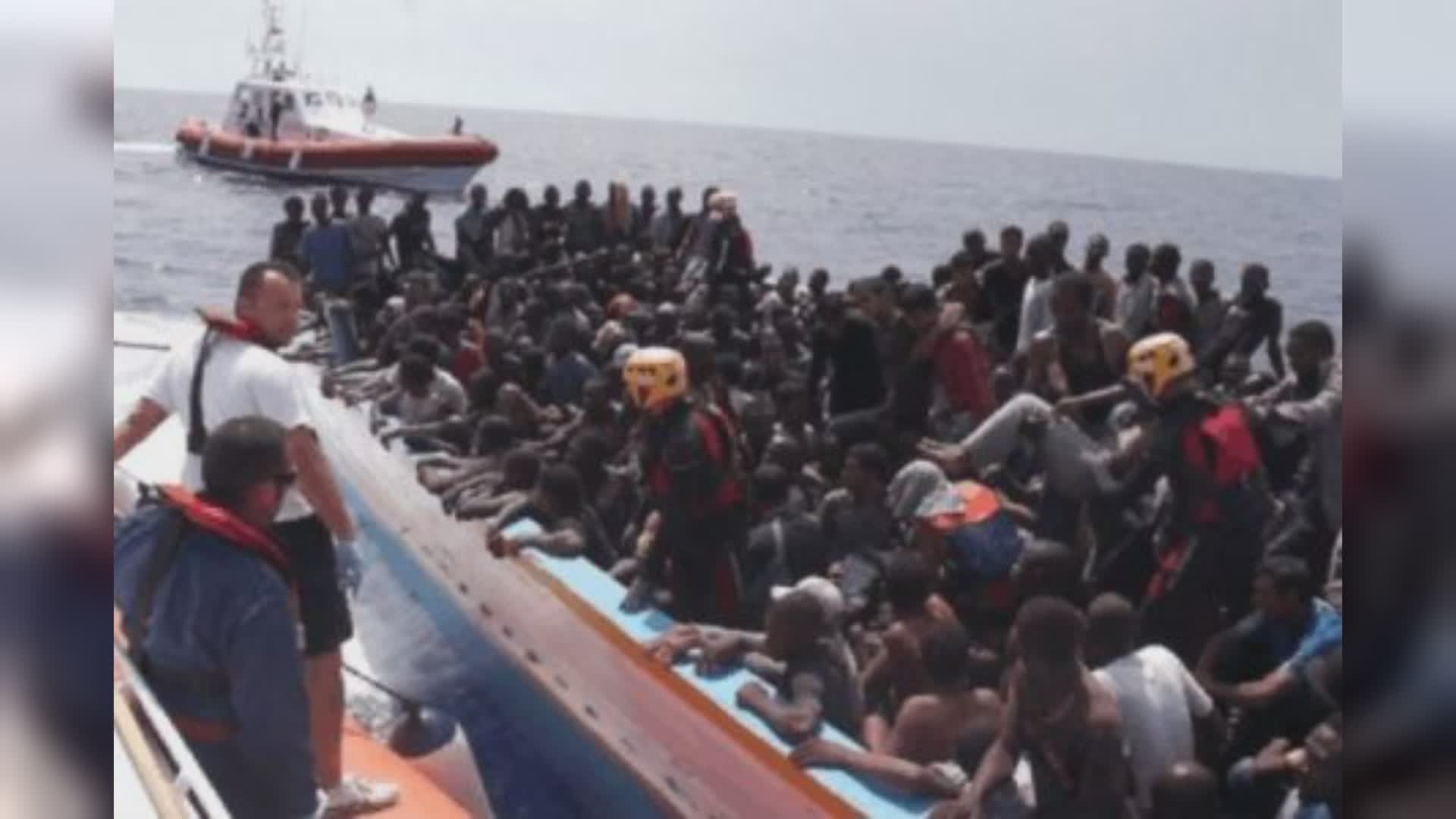 Genova, la Lega: "Basta migranti in città, non ci sono più spazi"