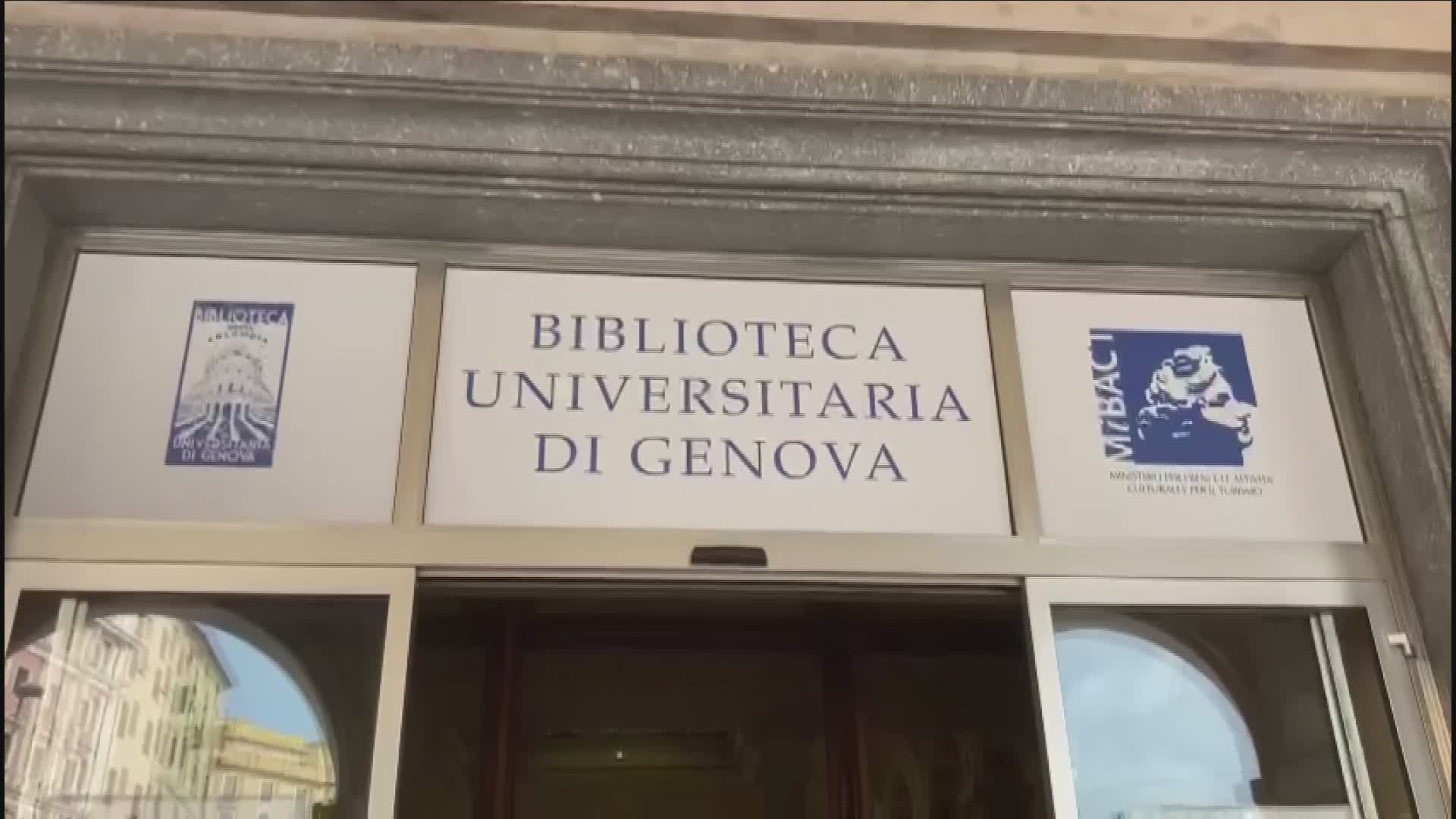 Genova, Biblioteca Universitaria: 600 volumi antichi danneggiati dall'acqua. Ecco la situazione e quando riaprirà (VIDEO)