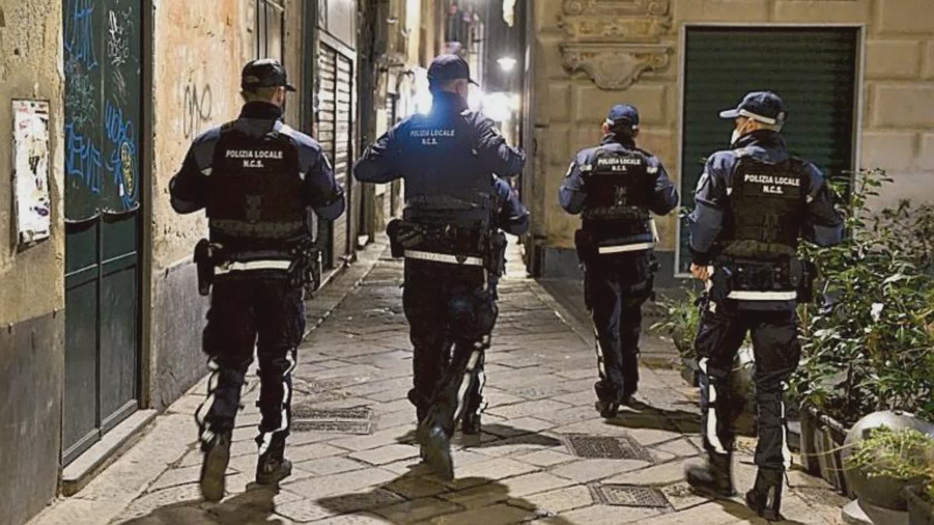 Genova, furti e spaccio di stupefacenti in centro: la polizia interviene e ferma tre persone