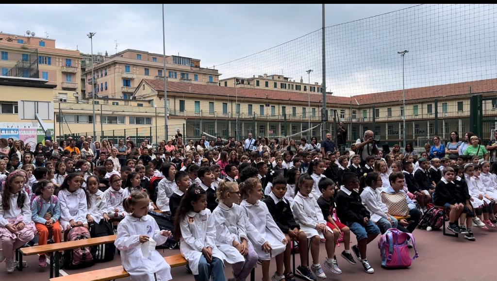 Liguria, 184mila studenti sui banchi: è il primo giorno di scuola