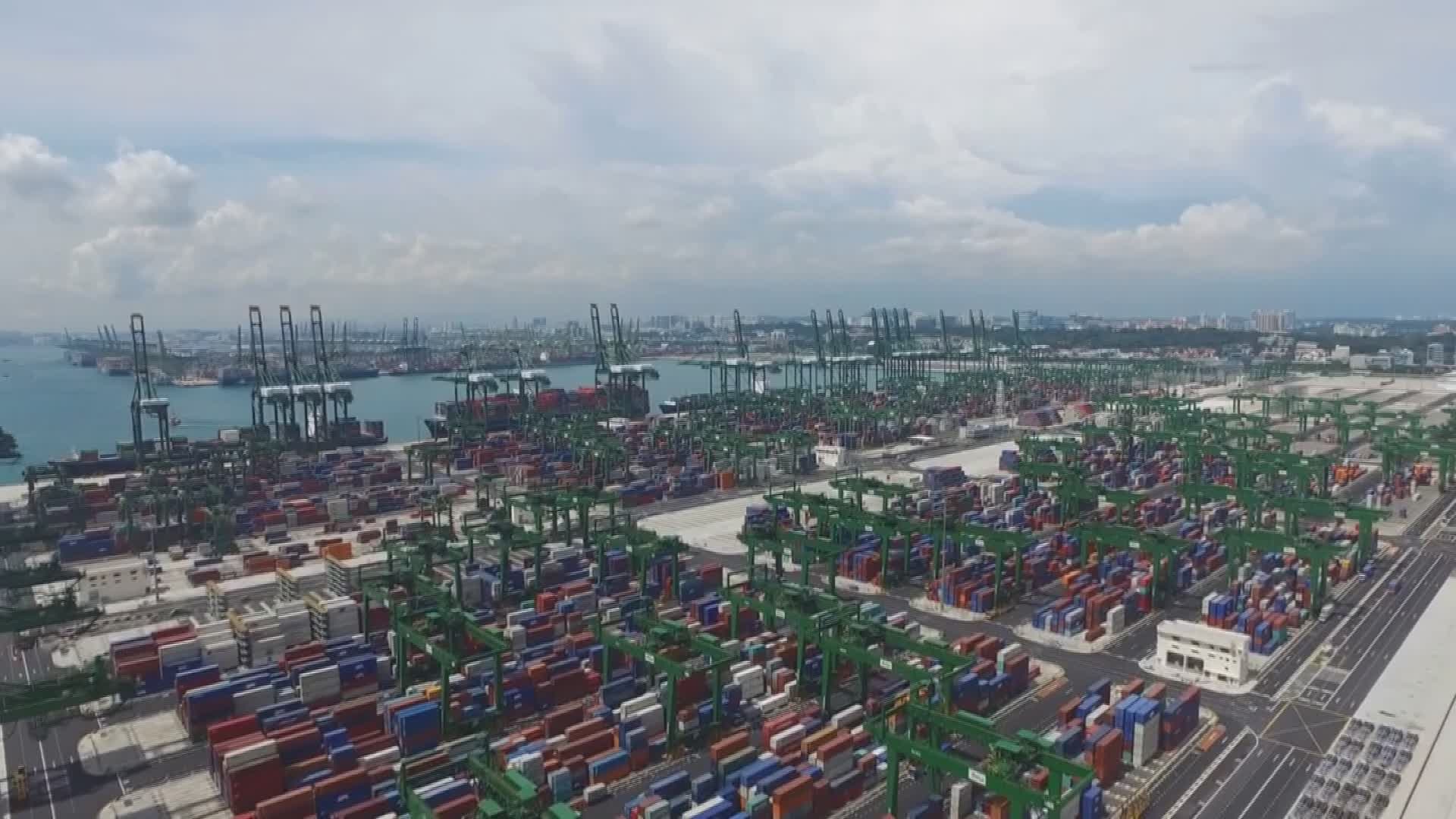 Porti, missione di Toti a Singapore: "Qui il futuro della logistica mondiale di cui Genova vuole fare parte"