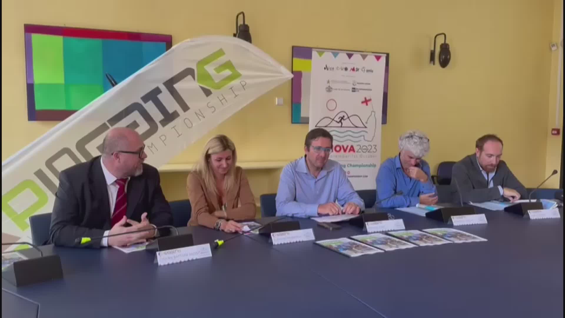 Genova, arriva il campionato mondiale di plogging. L'assessore Bianchi: "Correre raccogliendo rifiuti? Promozione di buone pratiche ecologiche"