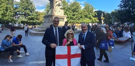 Genova, omaggio del Comune alla statua di Cristoforo Colombo a New York