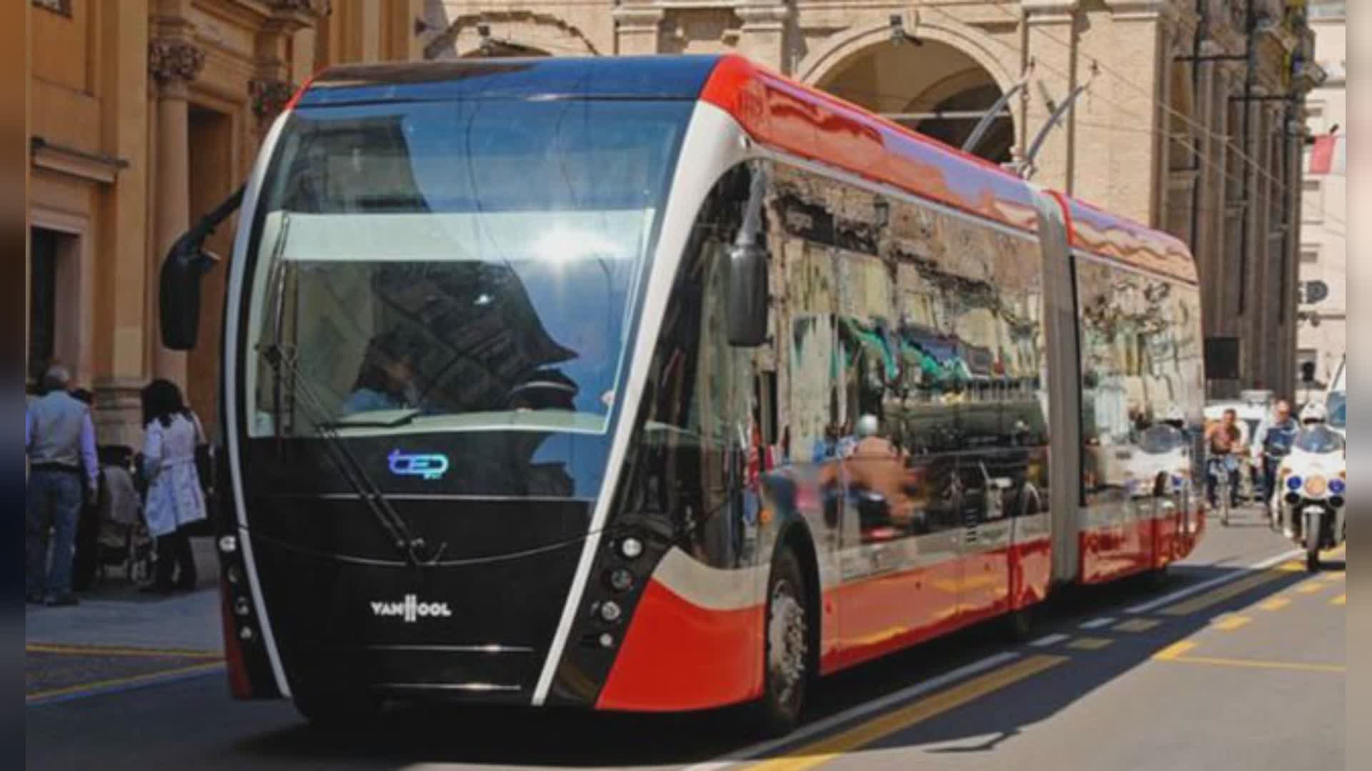 Parma: trasporto pubblico sempre più elettrico, ecco 8 nuovi filobus Tep