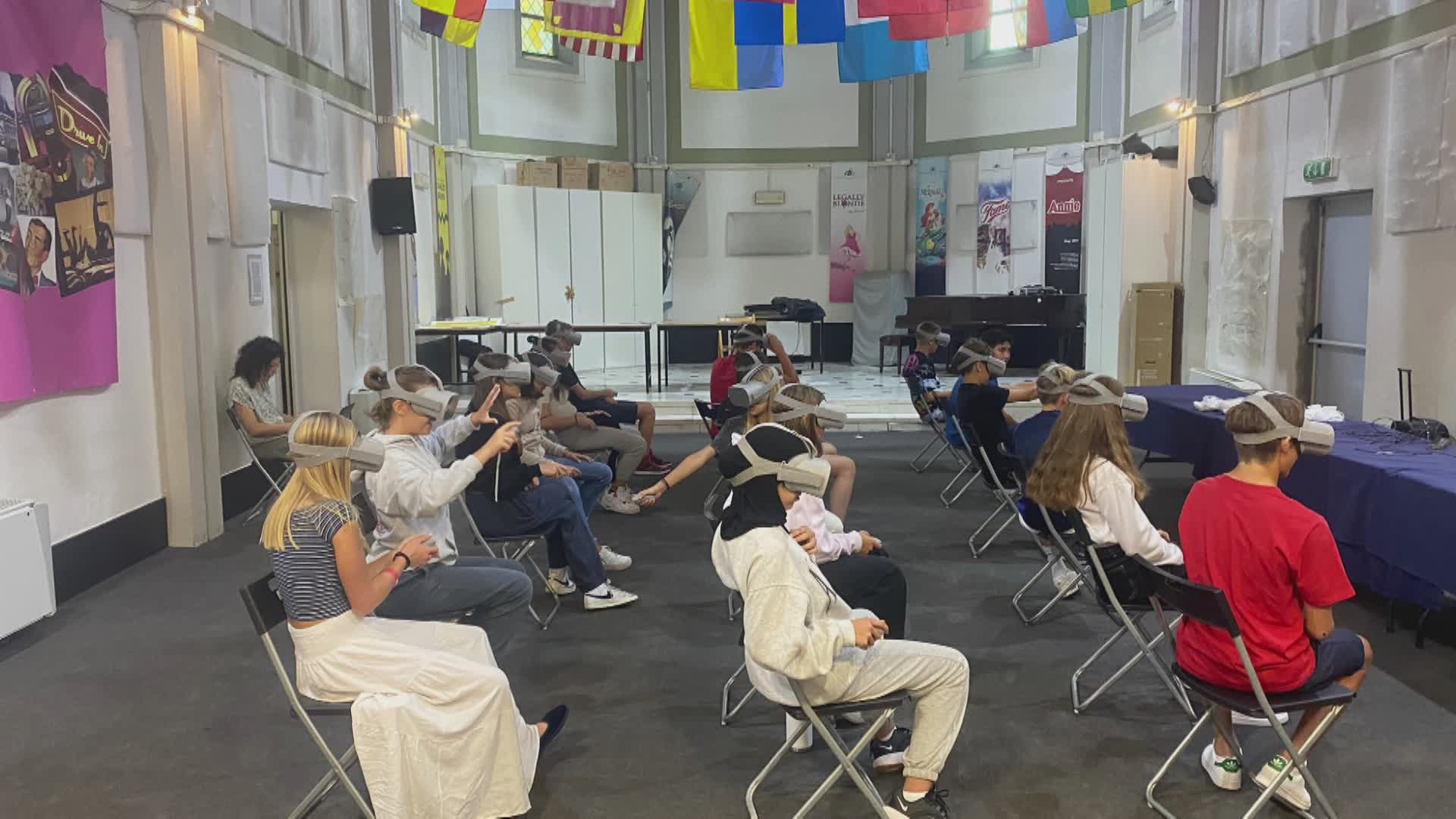 Genova, l'International School e il progetto della realtà virtuale tra i banchi: ecco come funziona