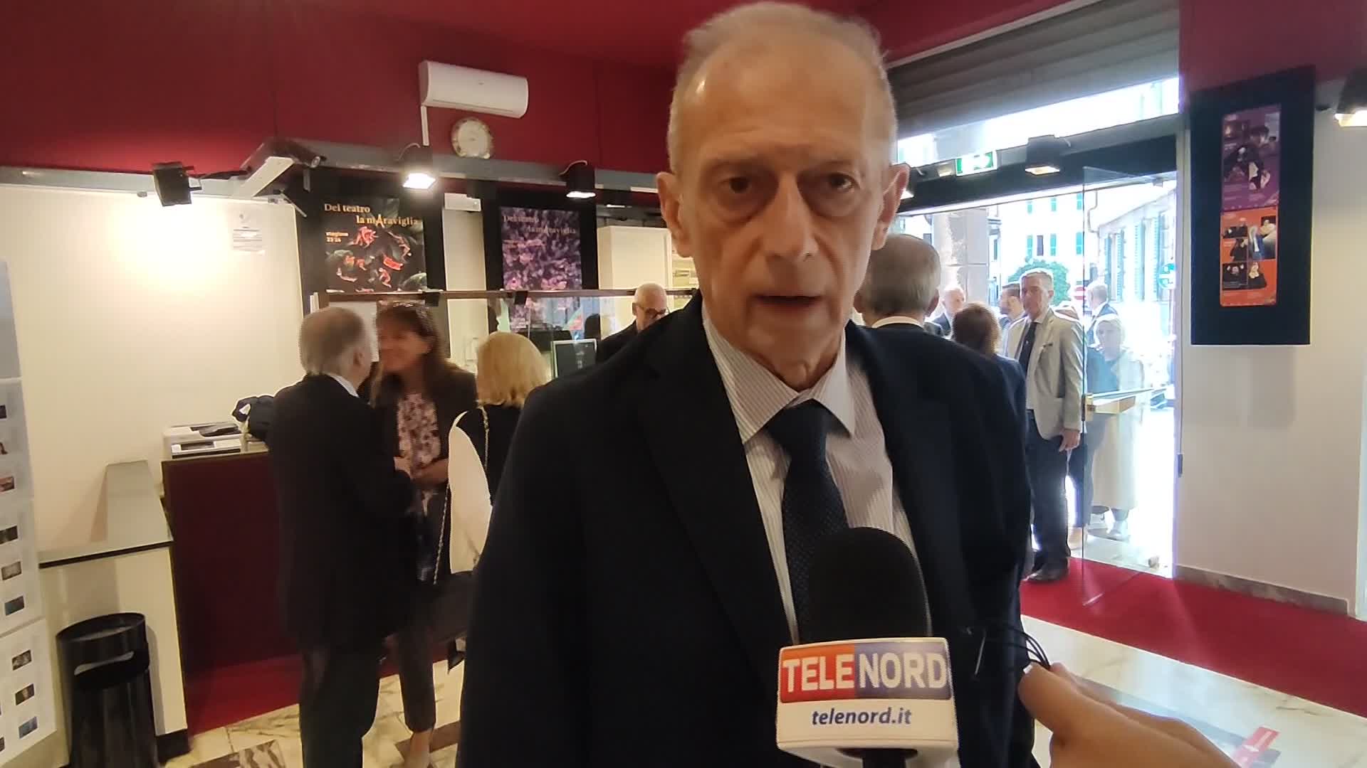 Fassino a Genova per parlare di Europa: "Migranti? Problema che non si gestisce facendo la 'faccia feroce'"