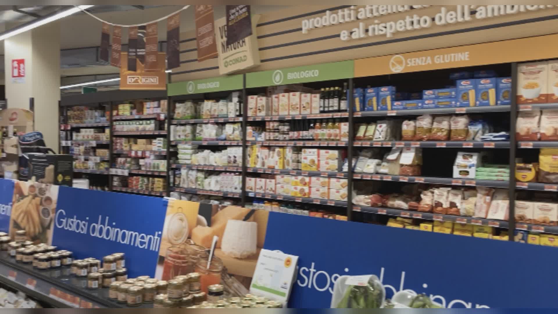 Genova, parte l'operazione sconti in alcuni supermercati per fronteggiare il caro prezzi