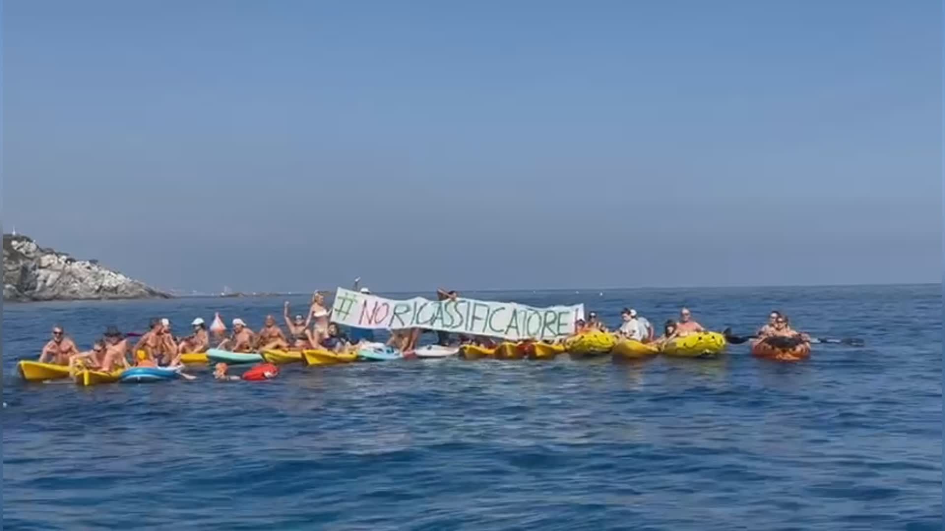 Rigassificatore, il consigliere regionale Arboscello sull'iniziativa 'Salviamo l'isola': "Progetto che metterebbe a rischio il nostro territorio"