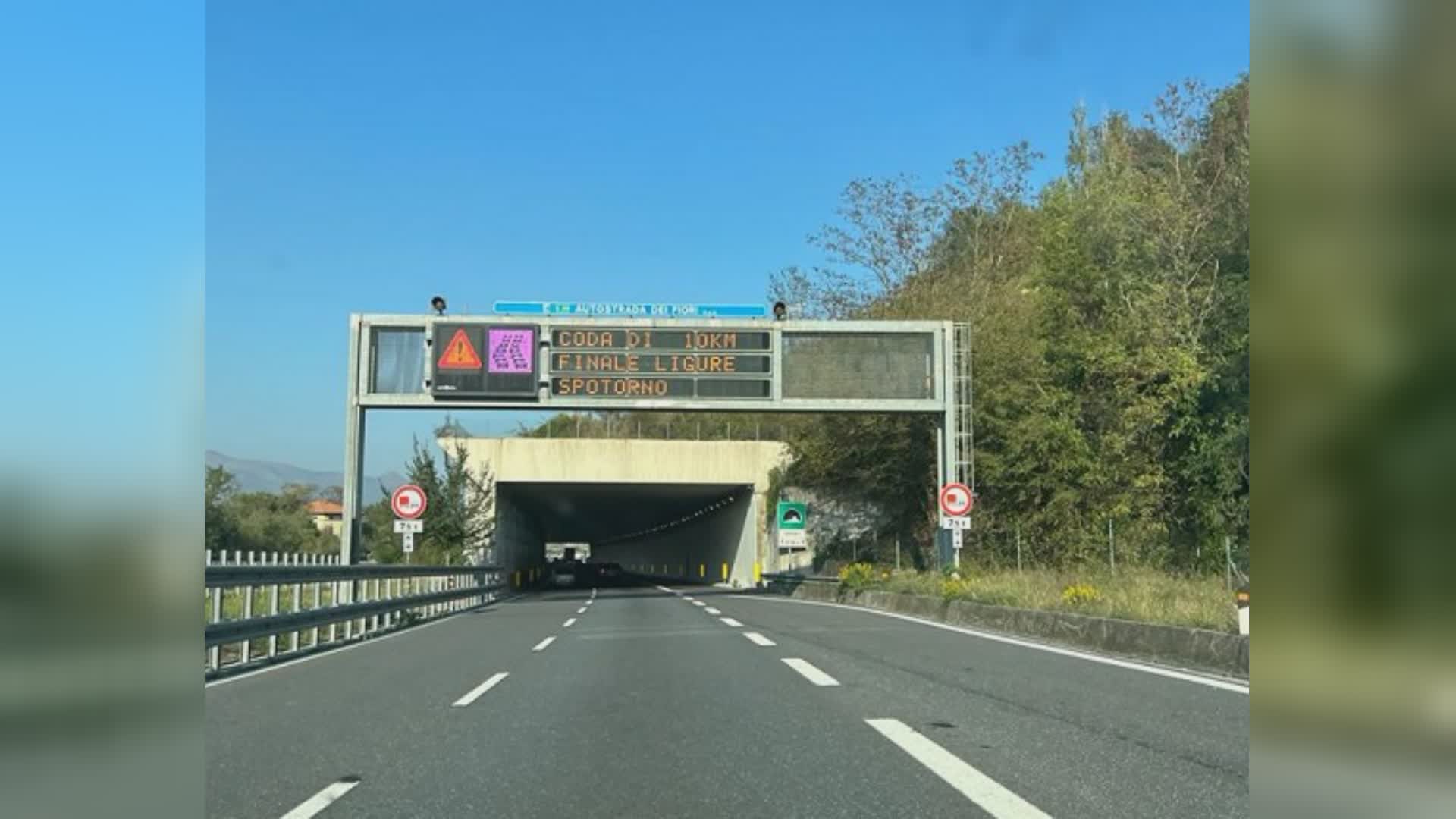 Autostrade Liguria, cantieri in Autofiori: fino a 10 km di code fra Finale Ligure e Spotorno