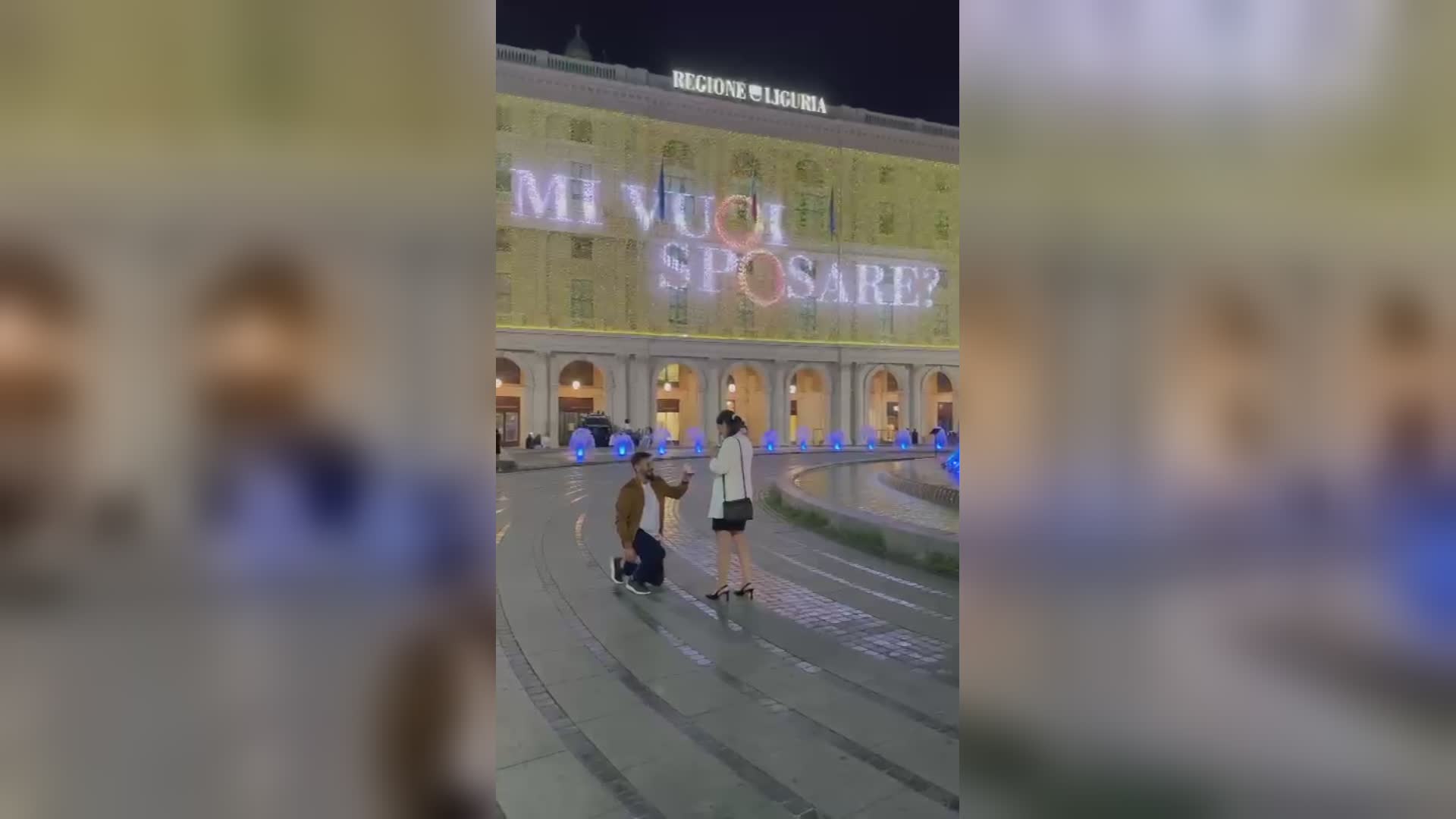 Genova, la proposta di matrimonio sul palazzo della Regione: il "sì" di Francesca ad Andrea