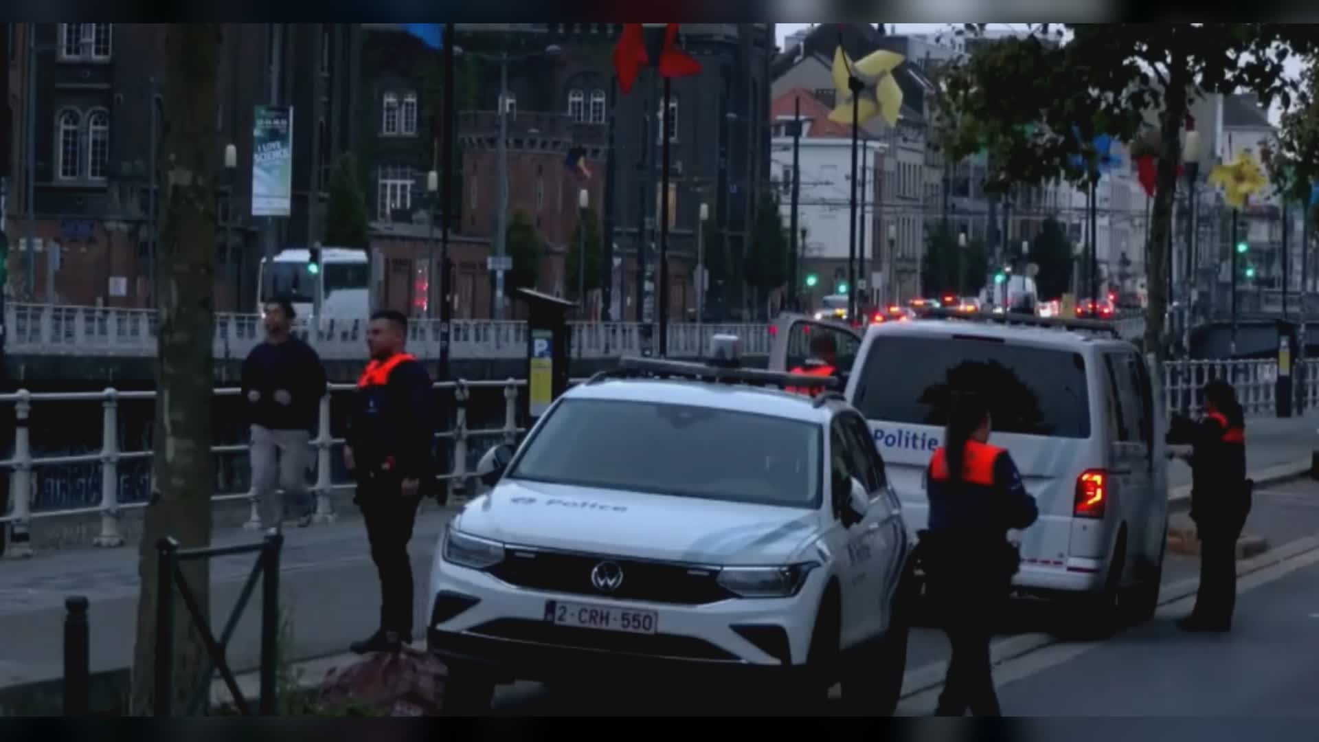 Genova, l'uomo del video in Piazza della Vittoria non è l'attentatore di Bruxelles. La moglie: "Mio marito non c'entra nulla con il terrorismo"