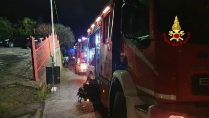 Chiavari, caduta di grossi massi sulla provinciale della Val Graveglia: strada chiusa