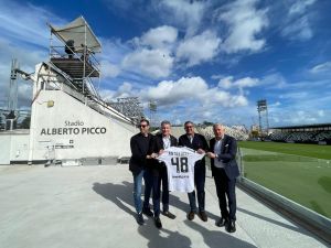 Lo Spezia torna al Picco dopo i lavori, Toti: "Impianto moderno ed efficiente a disposizione della città"