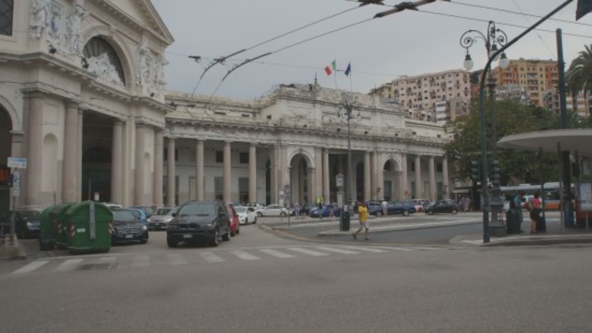 Genova, in arrivo correttivi per la linea FS a Ponente: più bus per contrastare i disagi