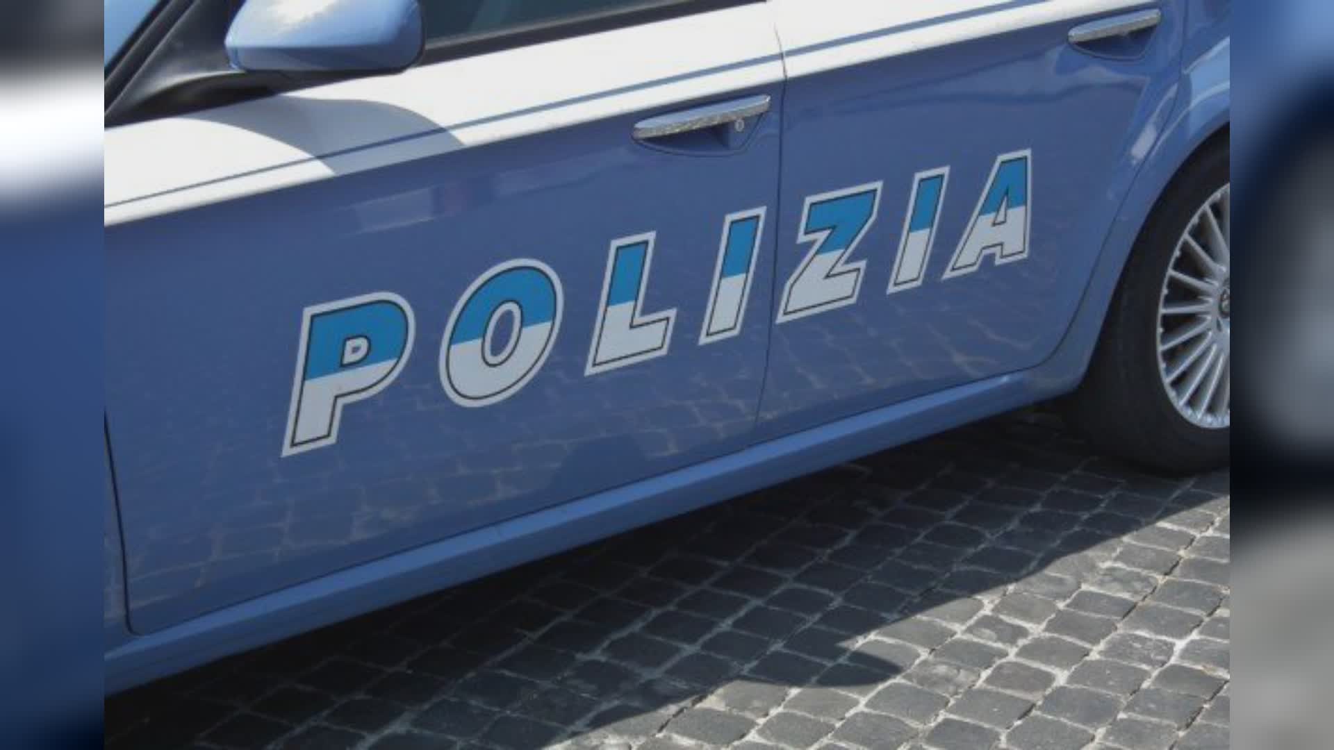 Genova: motociclista travolto da auto rubata, grave all'ospedale. Arrestati i due fuggiaschi