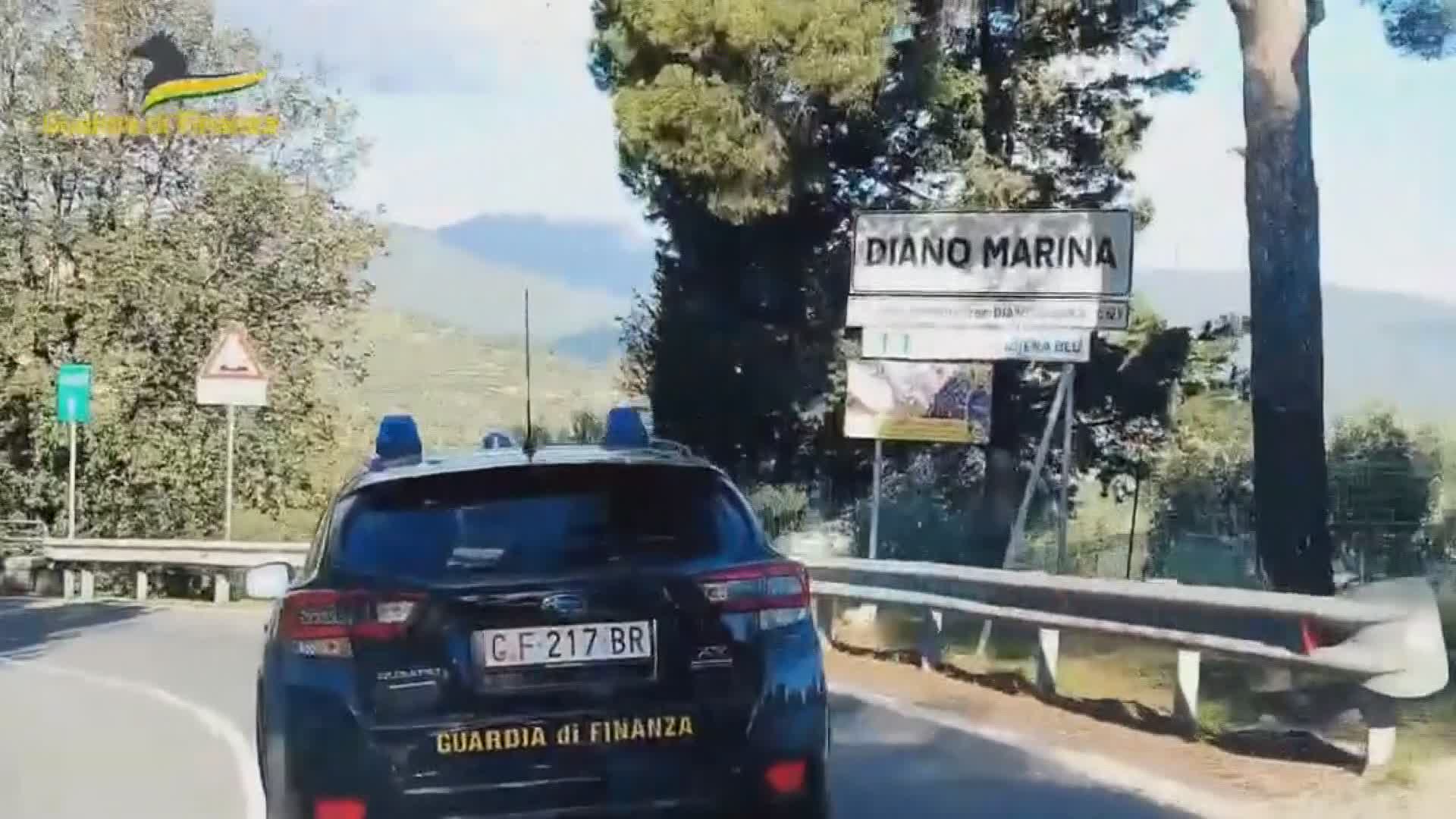 Imperia, Blitz Antimafia: La Droga In Pullman Dalla Calabria, L'uso Di ...