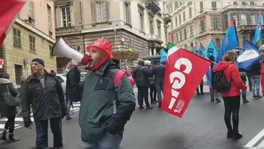 Genova, ecco le modalità dello sciopero nazionale di domani. Corteo in mattinata dal Terminal Traghetti