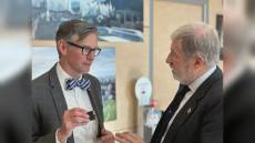 Genova, il sindaco Marco Bucci ha incontrato il console generale degli Stati Uniti d’America: allo studio progetti comuni di sviluppo